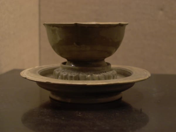 茶碗の鑑定：時代を超えて伝わる茶器の真贋を見抜く記号論的アプローチ